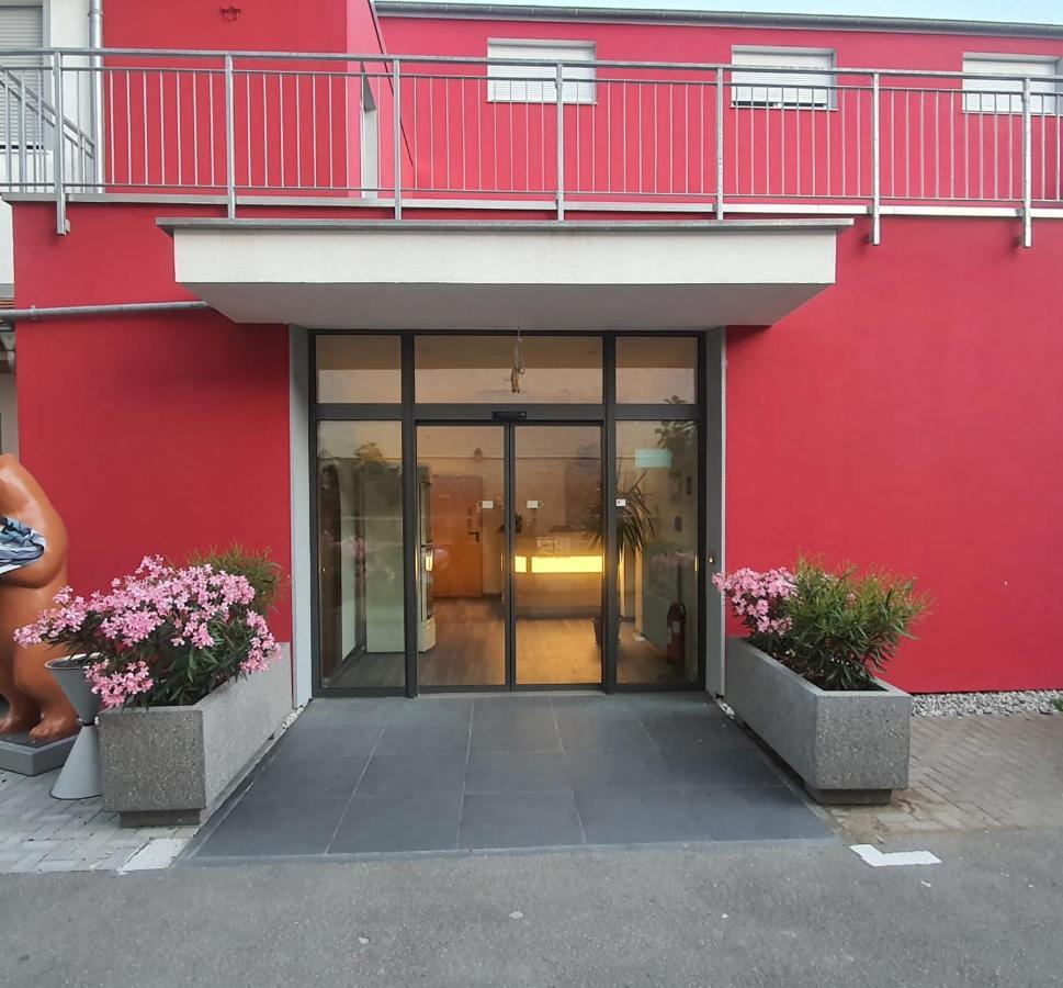 Hotel Da Sabino Singen Kültér fotó
